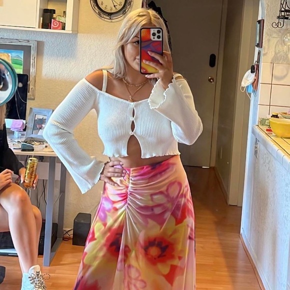 Urban Outfitters Tops - White UO crop top